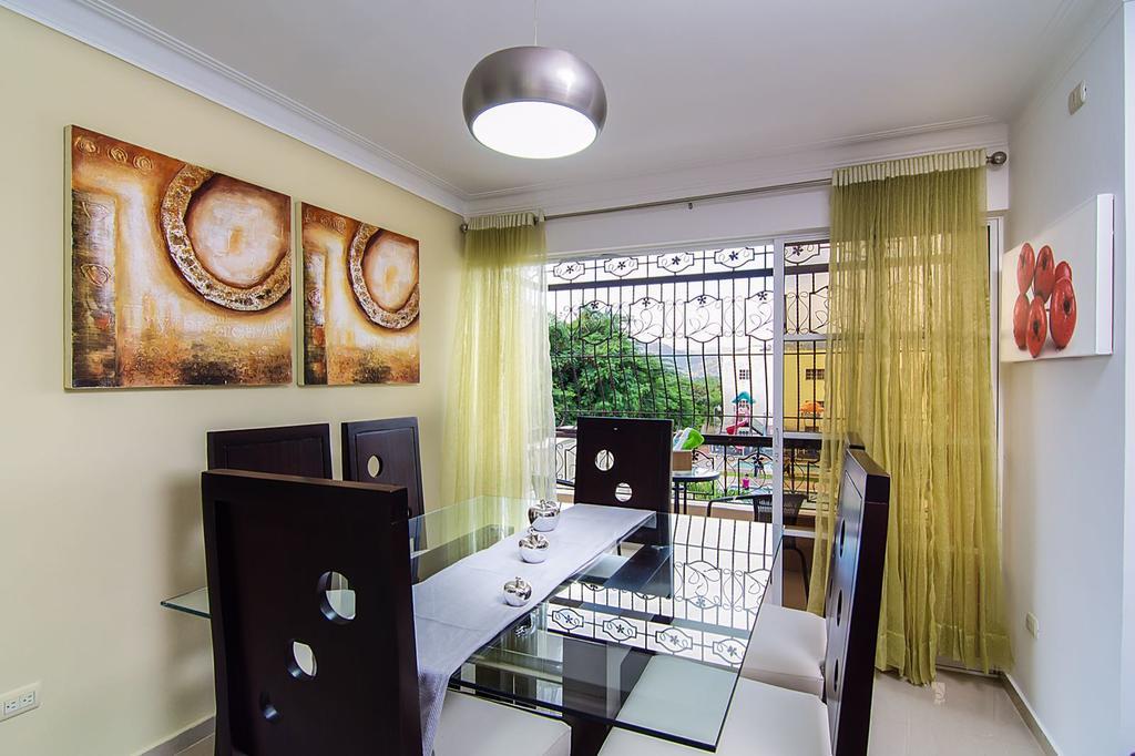 شقة سانتياغو دي لوس كاباليروس  في Blanco Vacation Properties المظهر الخارجي الصورة
